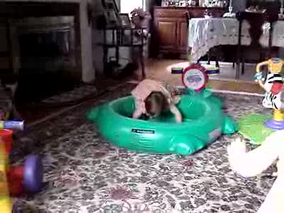 2000 Ford Crown Victoria - Let's play in my ball pool!