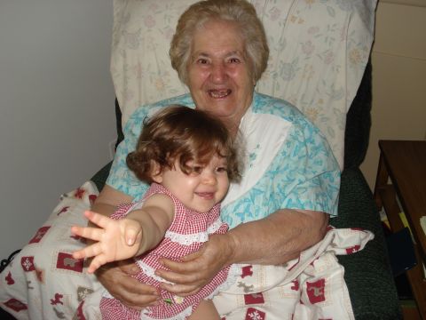 2000 Ford Crown Victoria - Emelia and Nona