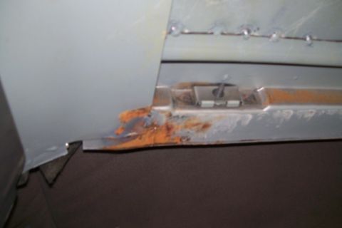 1992 Ford C-350 (Centurion Conversions) - It looks like the removable top's seal needs replacing.