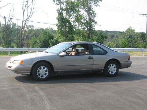 1995 Ford Thunderbird photo