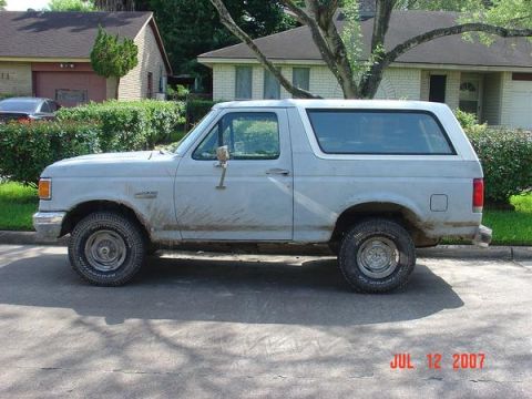 1989 Ford Bronco photo