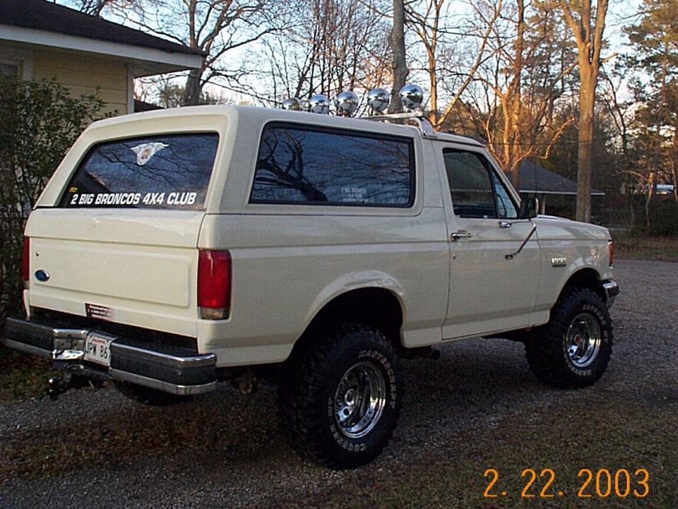 1990 Ford Bronco “Ghost”