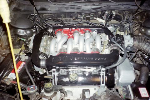 1991 Ford Taurus - Engine bay.