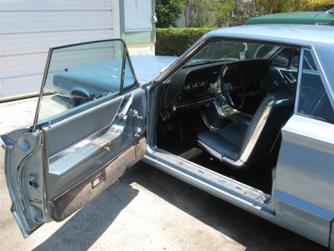 1966 Ford Thunderbird