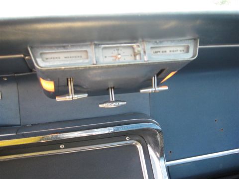 1966 Ford Thunderbird photo