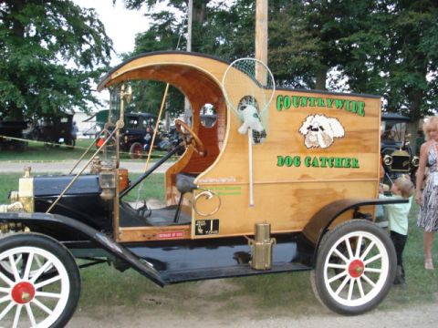 1909 Ford Model T - Dog catcher!