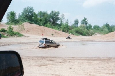 1999 Ford Explorer photo