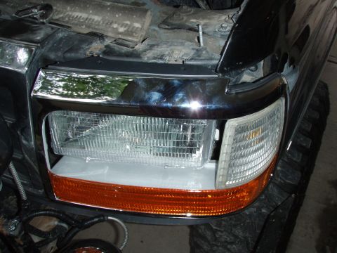 1992 Ford Bronco - these aftermarket peices didnt fit exactly, some shaving/cutting on the plastic was required. the crome trim, the lower turning signal ligh…
