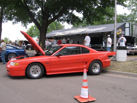 1990 Ford Mustang photo