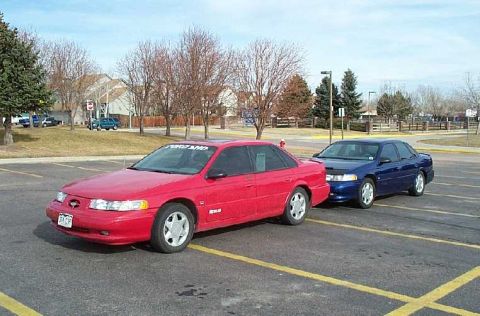 1995 Ford Taurus photo