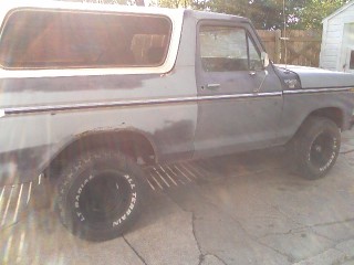 1979 Ford Bronco - current wheels and tires