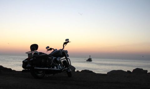 2006 Harley-Davidson FLH photo