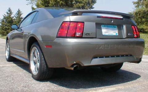2002 Ford Mustang - Pre-honeycomb panel rear