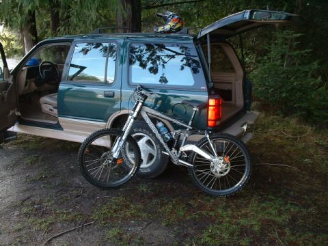 1994 Ford Explorer photo