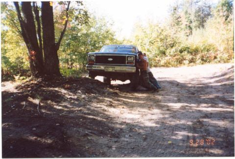 1986 Ford Bronco - I had so much flex my front tire was off the ground