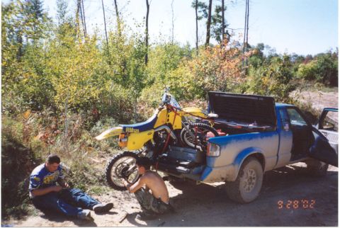 1986 Ford Bronco - we brought our bikes too. my buddy's of course broke down on the trail.
