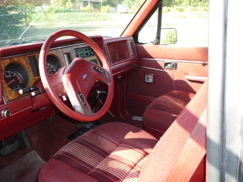 1986 Ford Bronco II - This is what it looks like after 3 people and an entire day of scrubbing. Definately worth the effort!