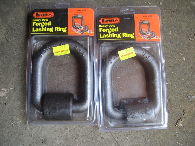 Two Buyers brand forged lashing rings in packaging