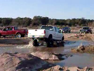 2001 Ford Sport Trac - Mud stuck in the sand and water clip #2