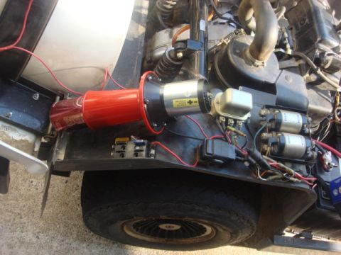1983 Ford Bronco - I ran a power from the fuse block to the push button switch (10 amp fuse)