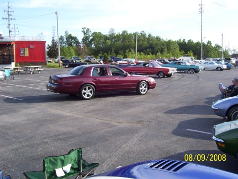2008 Ford Crown Victoria photo