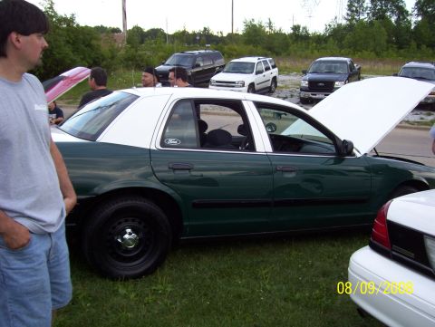 2008 Ford Crown Victoria photo