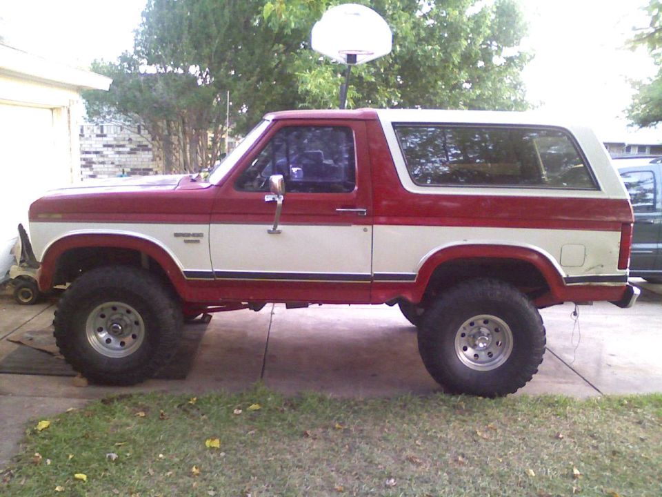 1986 Ford Bronco “Big Bertha”