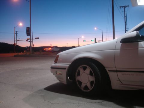 1990 Ford Taurus