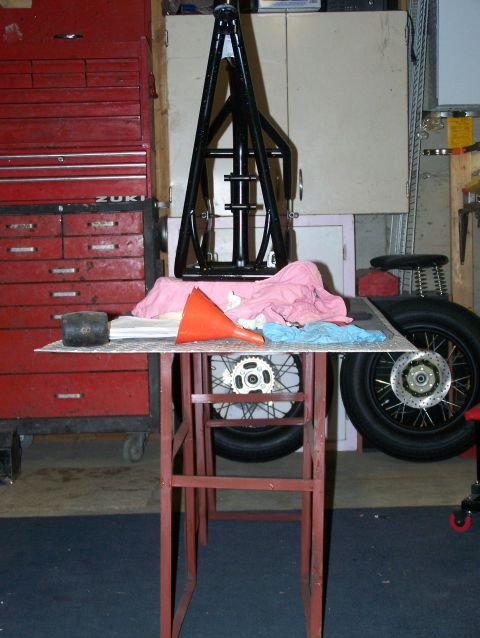 1988 Suzuki Samurai - another use for the crate