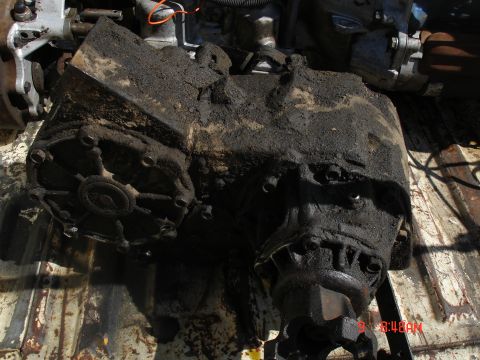 1979 Ford Bronco - T/Case out and nasty!