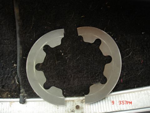 1979 Ford Bronco - Found couple fo the spring steel's busted in half.