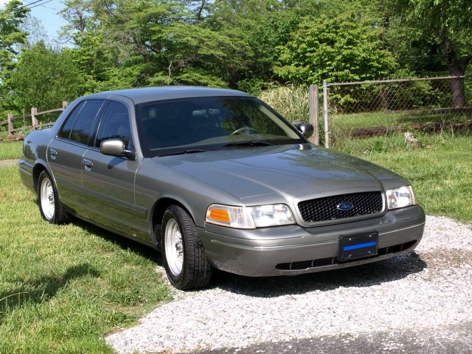 1999 Ford Crown Victoria