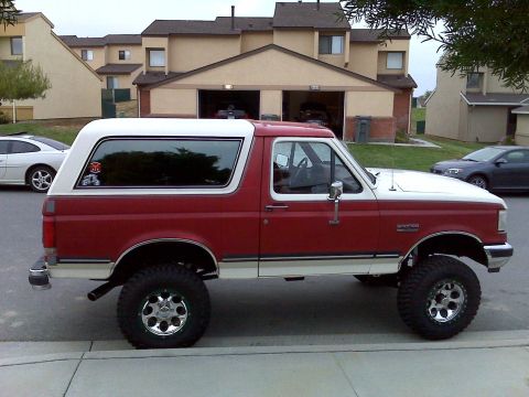 1989 Ford Bronco photo