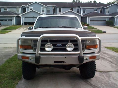 1992 Ford Bronco - TJM push bumper, Hella off road lights
