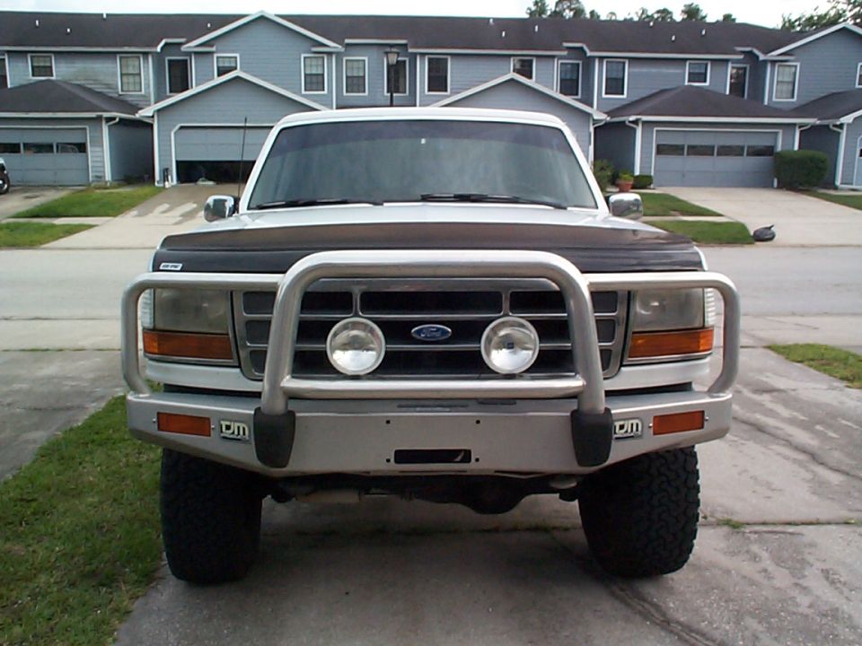 TJM push bumper, Hella off road lights