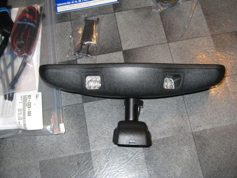 2007 Subaru Impreza - Auto-dimming rearview mirror assembly with integrated lights and associated parts.