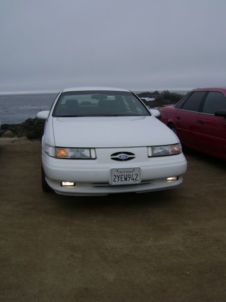 1991 Ford Taurus photo