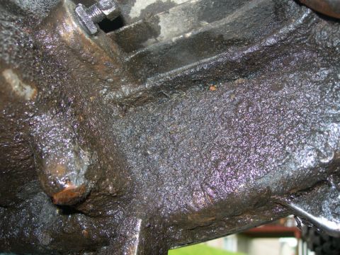 1984 Ford Bronco - The transfer case is leaking from the shifter linkage. Never run into this before.