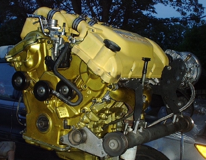 1997 Ford Taurus - Out of the car and painting while installing new bottom end.