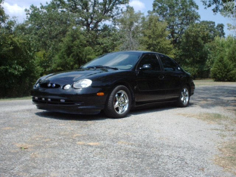 1997 Ford Taurus - Stock Wheels