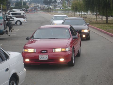 1990 Ford Taurus