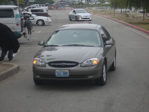 1990 Ford Taurus