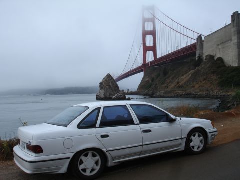 1990 Ford Taurus