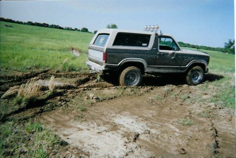 1982 Ford Bronco - A little deeper mud