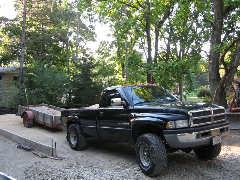 This is how you do a lowrider, country-boy style!