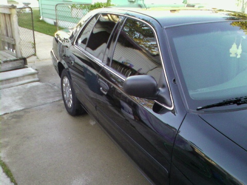 2004 Ford Crown Victoria photo