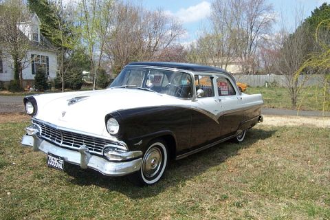 1956 Ford Fairlane photo