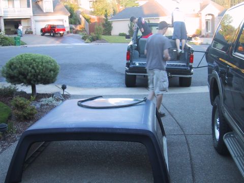 1989 Ford Bronco - Removing the fiberglass top
