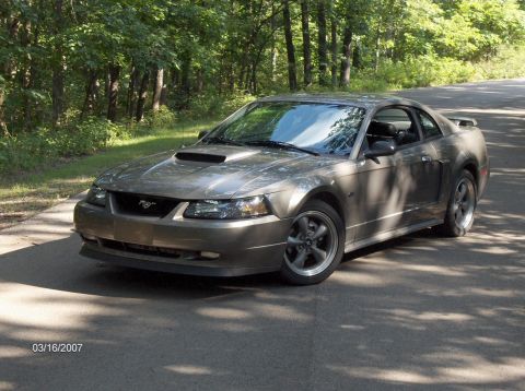 2002 Ford Mustang photo
