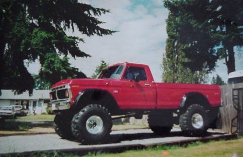 1995 Ford Bronco - Dad and I finished with my first truck I miss her